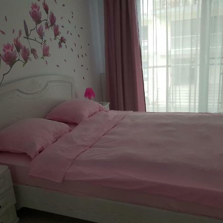Rubik Apartament 마마이아 외부 사진